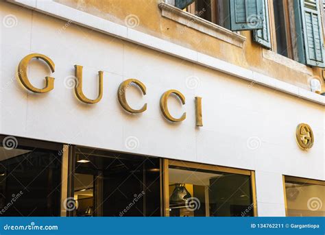 cheaper brands similar to gucci|expensive stores like gucci.